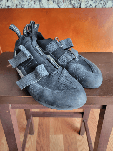Mad Rock Climbing Shoes - Mens 10