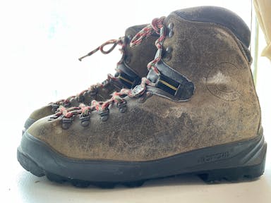 La Sportiva Hiking Boots - Men's 11