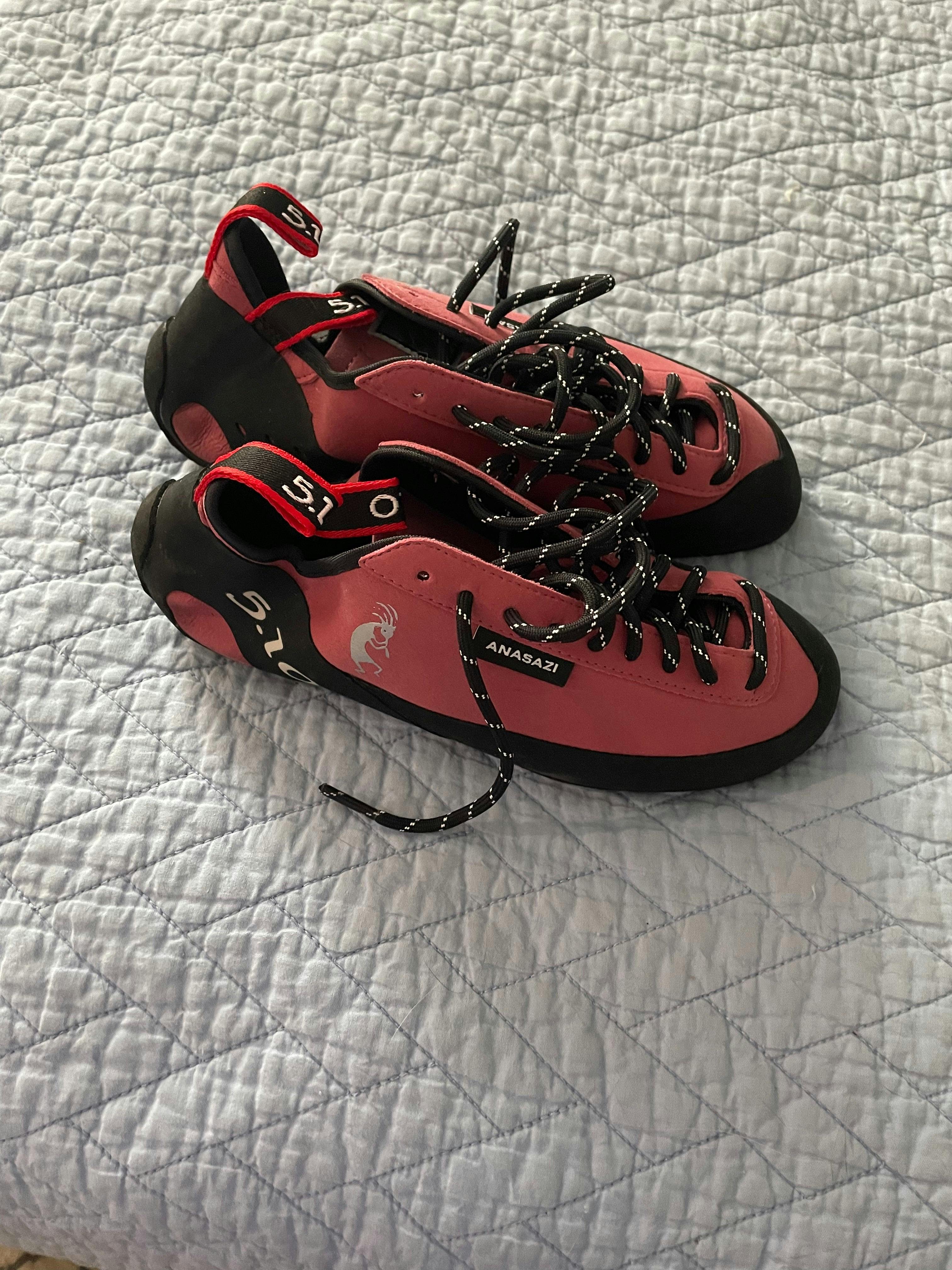 Five Ten Anasazi Climbing Shoes - Men's 8.5 , EU 41.5