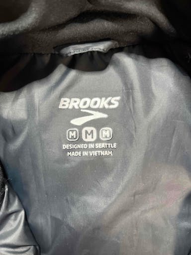 Brooks Down Vest - Women's Medium