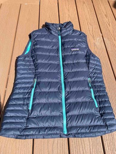  Patagonia Puffy Vest - Women's Small