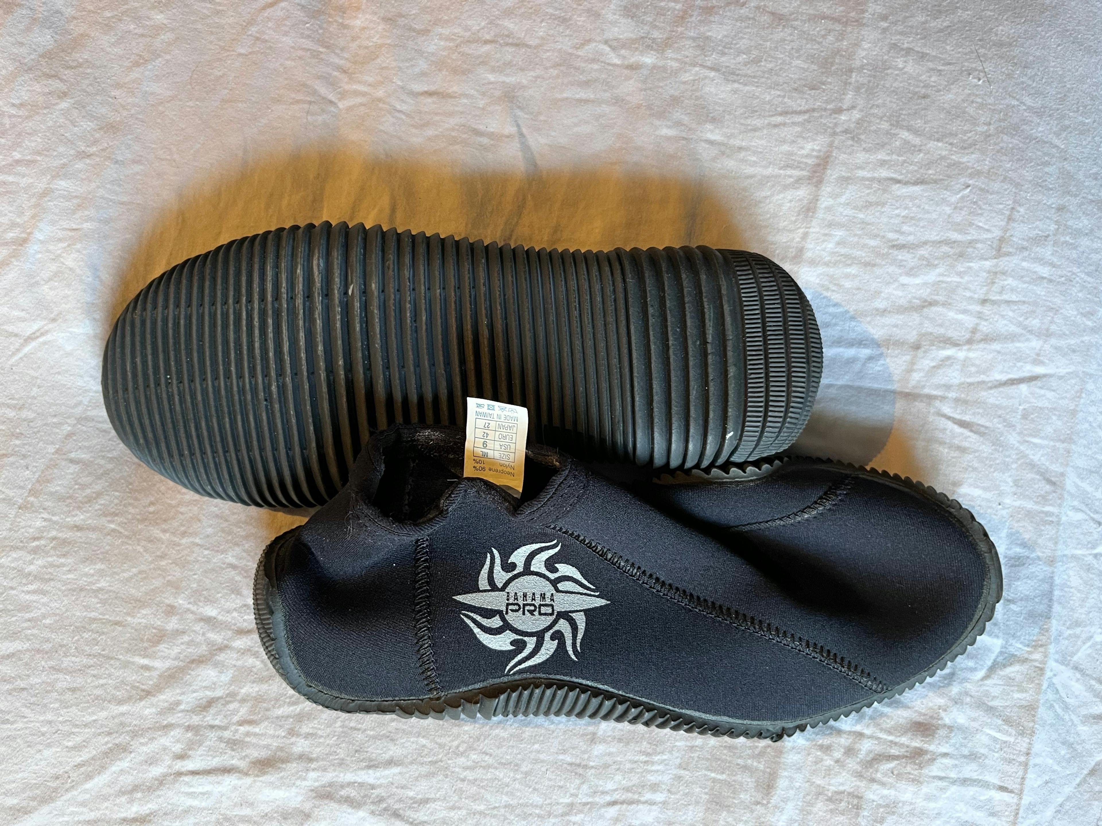 Bahama Pro Water Shoes - Adults  ML/9