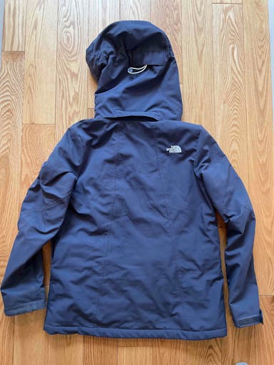  The North Face Water Resistant Jacket - Women's Large