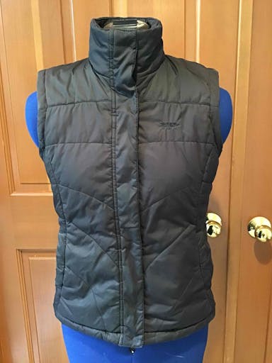  Helly Hansen Synthetic Fill Insulated Vest - Womens XS